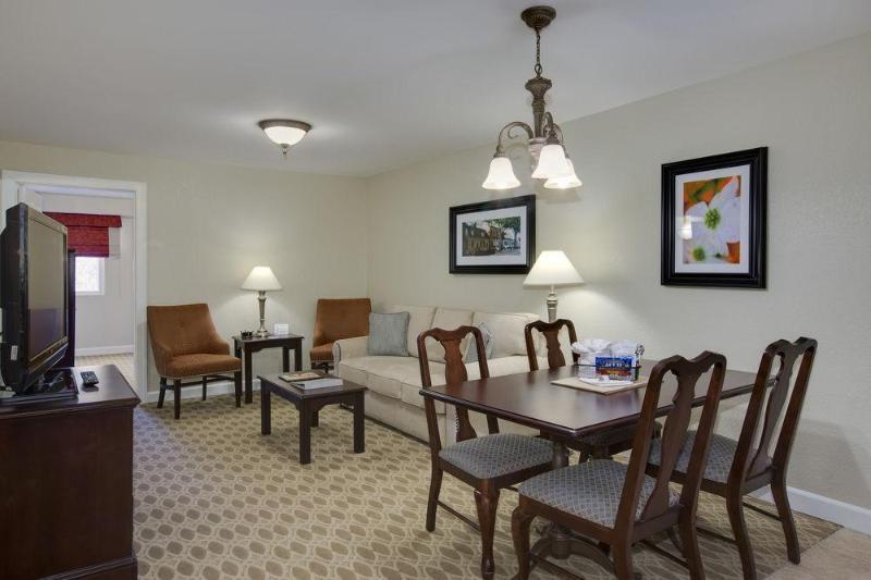 Patrick Henry Square Otel Williamsburg Dış mekan fotoğraf