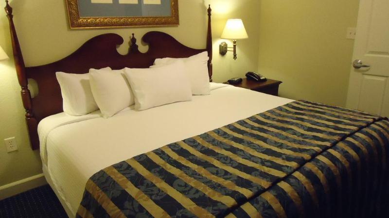Patrick Henry Square Otel Williamsburg Dış mekan fotoğraf