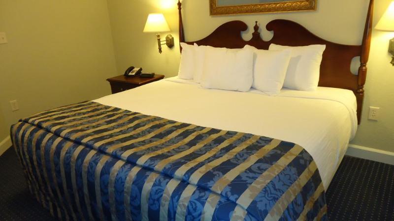 Patrick Henry Square Otel Williamsburg Dış mekan fotoğraf